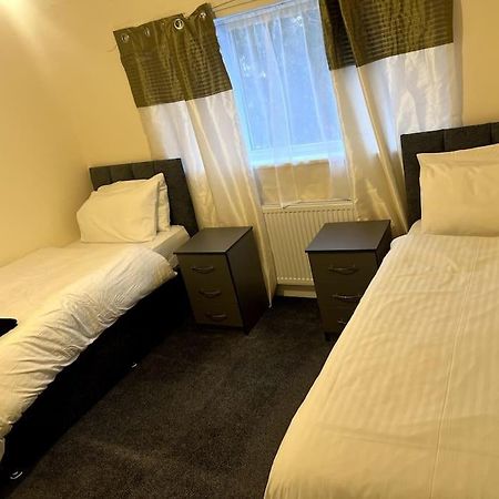 Spacious City Centre Home Near Hospital & M5 Worcester Dış mekan fotoğraf