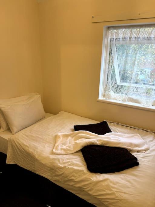 Spacious City Centre Home Near Hospital & M5 Worcester Dış mekan fotoğraf